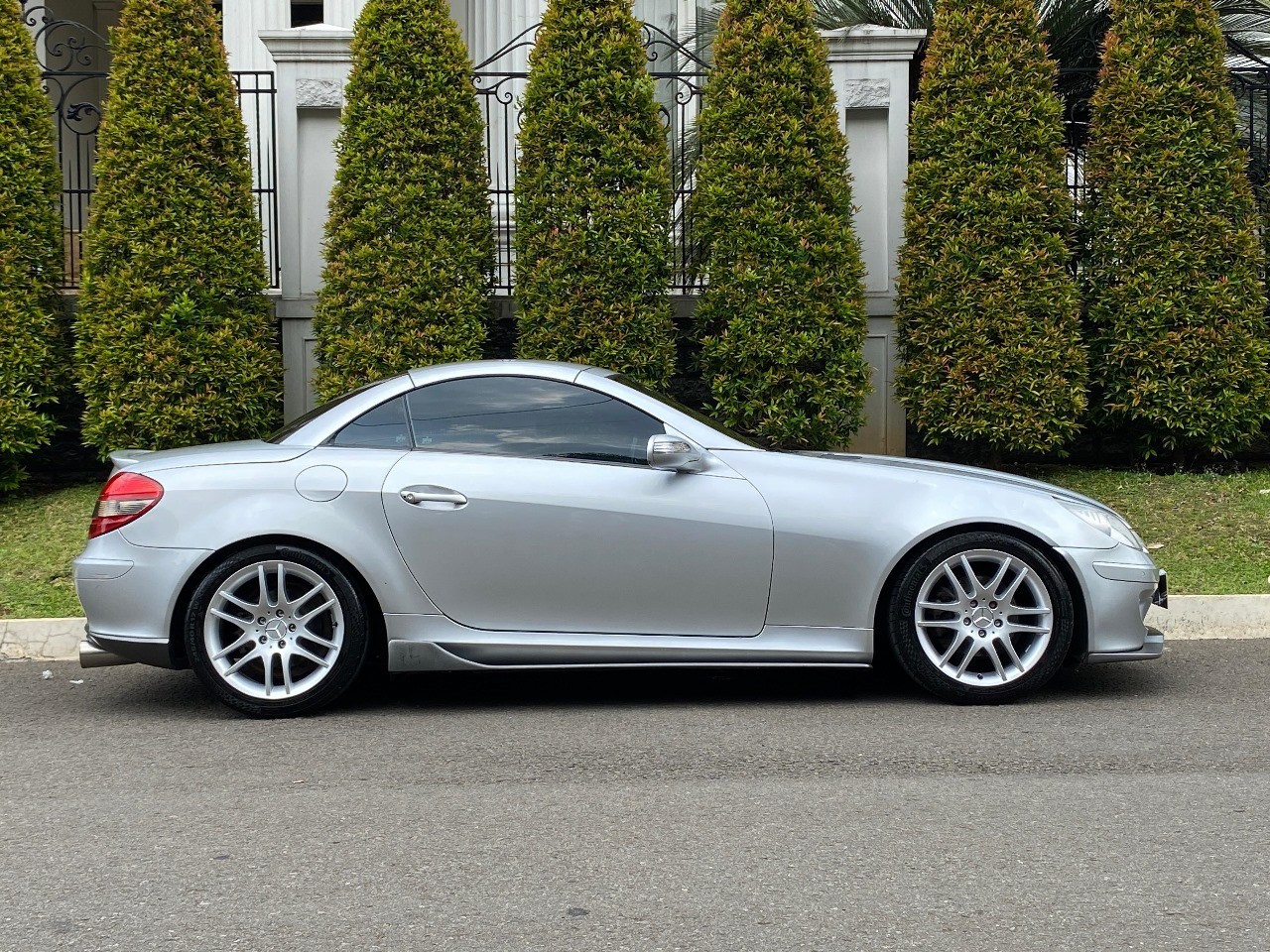 2004 Mercedes Benz SLK-Class SLK 200 1.8L CGI 2004 Mercedes Benz SLK-Class SLK 200 1.8L CGI