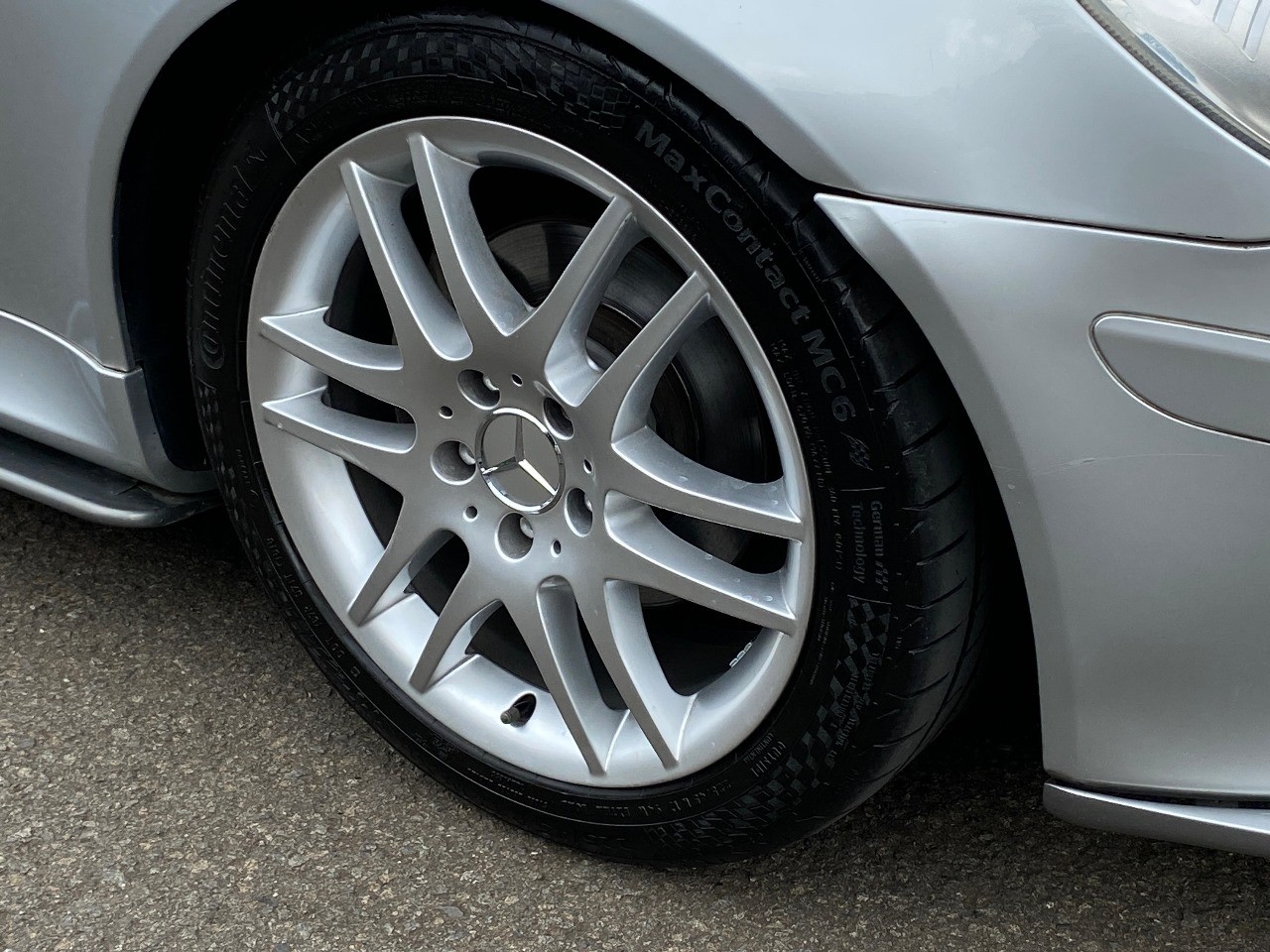 2004 Mercedes Benz SLK-Class SLK 200 1.8L CGI 2004 Mercedes Benz SLK-Class SLK 200 1.8L CGI