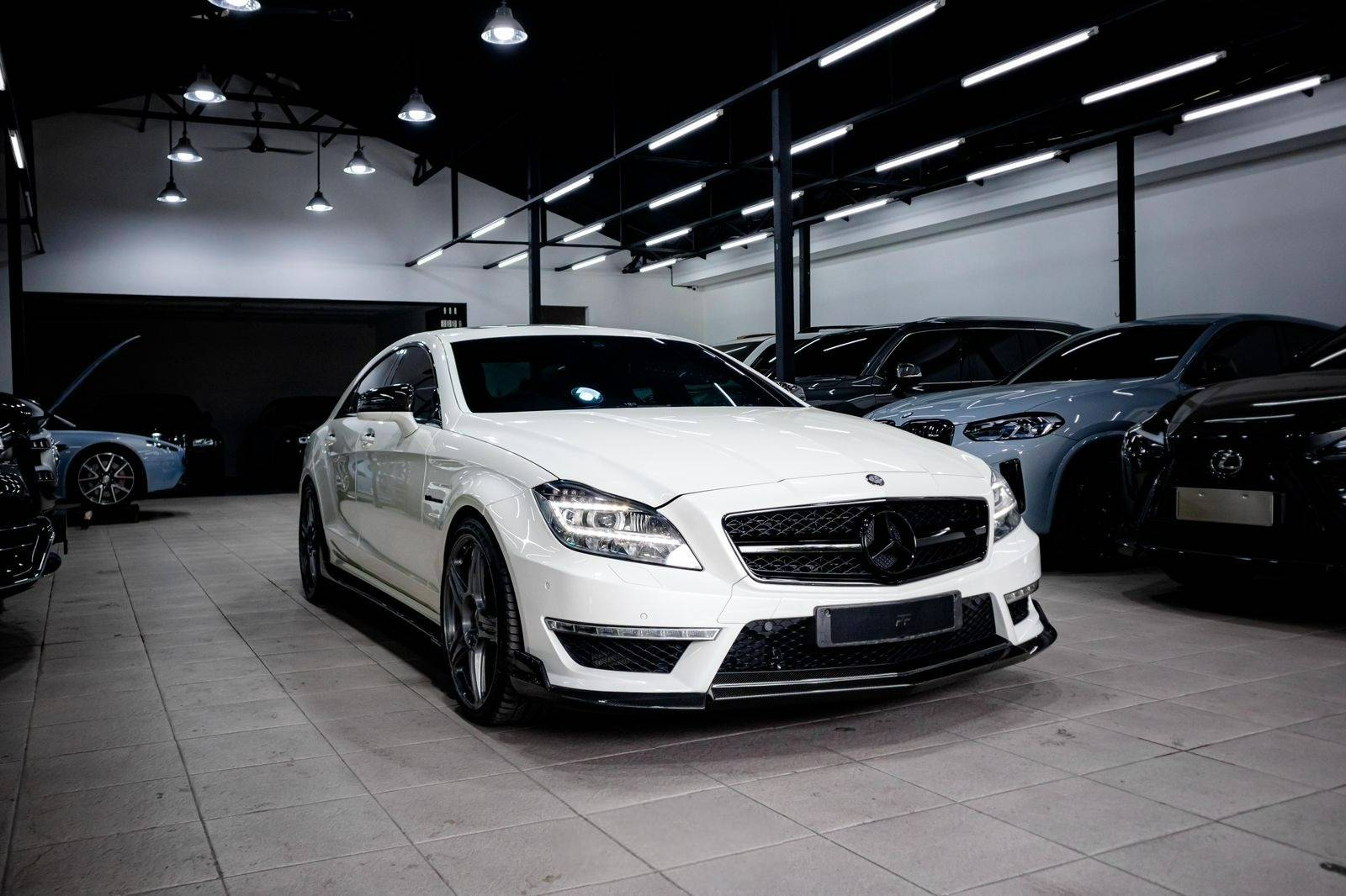 Second Hand 2013 Mercedes Benz CLS-Class 63 AMG V8 BITURBO