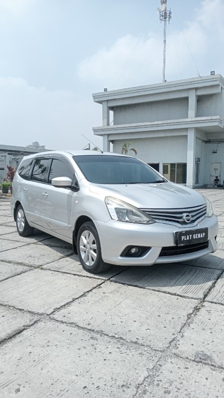 2015 Nissan Grand Livina