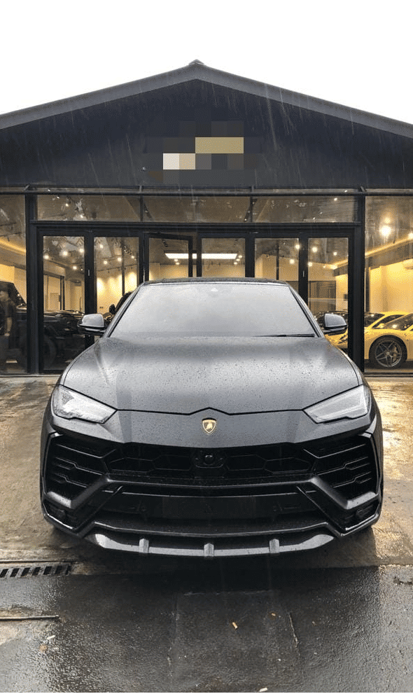 2022 Lamborghini Urus Bekas 2022 Lamborghini Urus Bekas