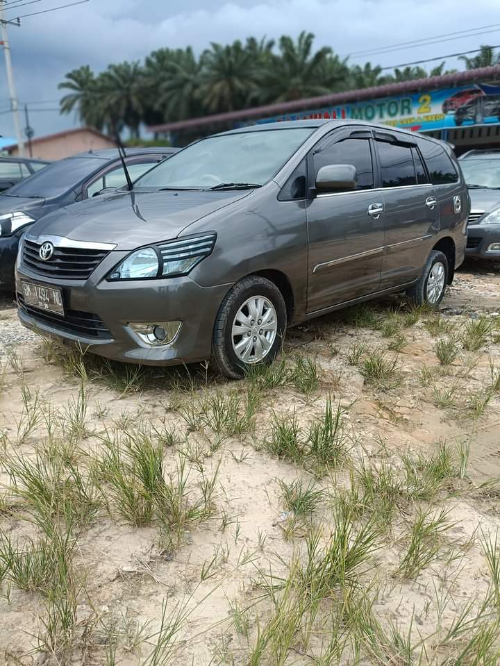 2011 Toyota Kijang Innova 2011 Toyota Kijang Innova