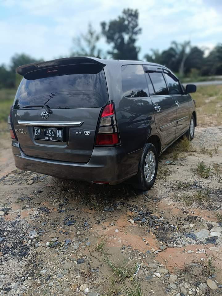 2011 Toyota Kijang Innova 2011 Toyota Kijang Innova