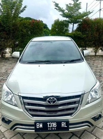 2014 Toyota Kijang Innova 2014 Toyota Kijang Innova