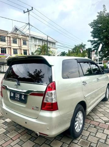 2014 Toyota Kijang Innova 2014 Toyota Kijang Innova