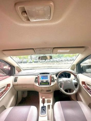 2014 Toyota Kijang Innova 2014 Toyota Kijang Innova