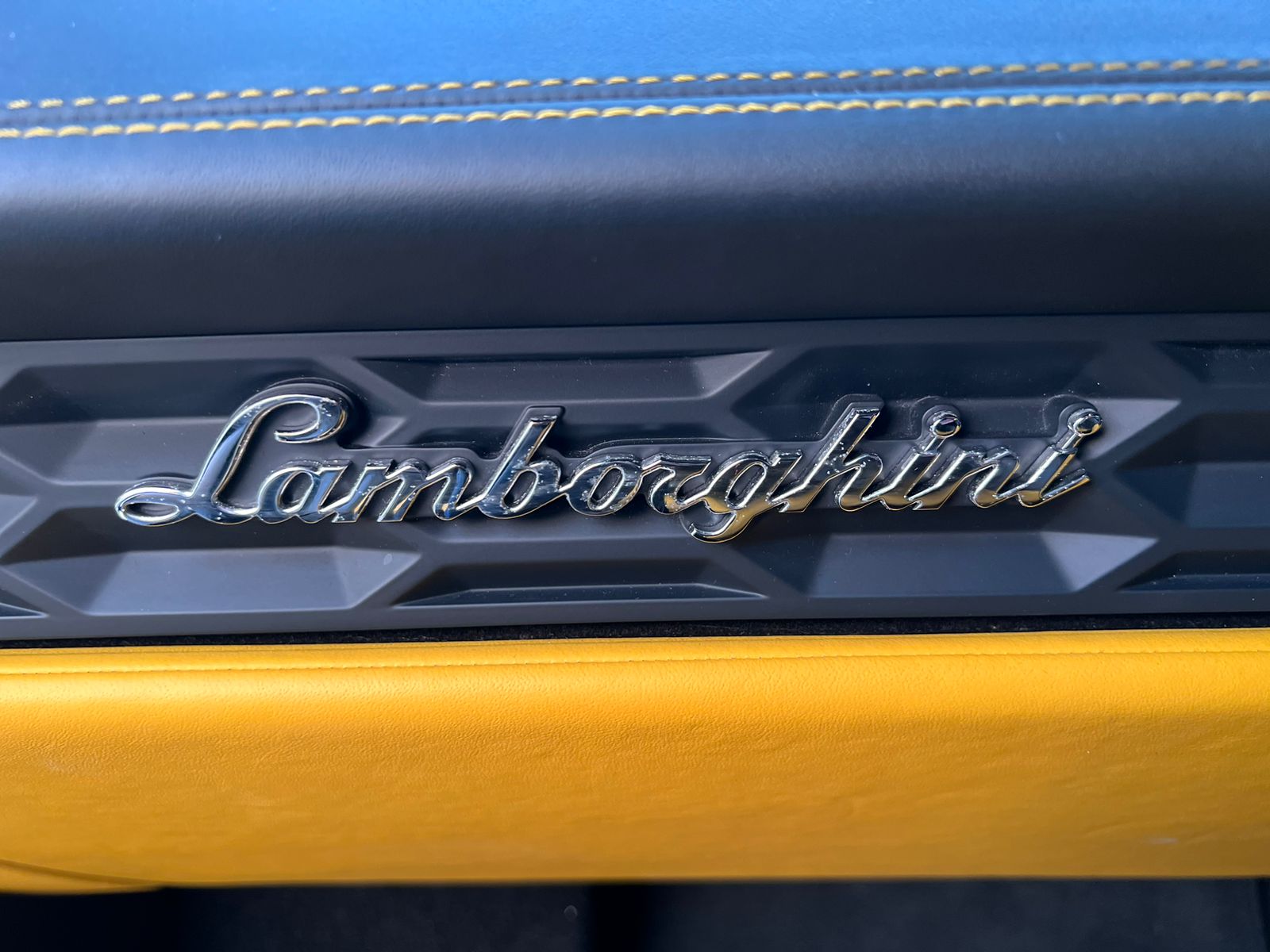 2015 Lamborghini Huracan LP 610-4 2015 Lamborghini Huracan LP 610-4