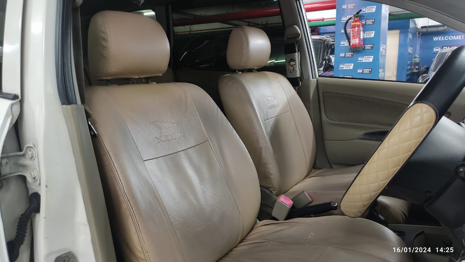 2013 Daihatsu Xenia 2013 Daihatsu Xenia