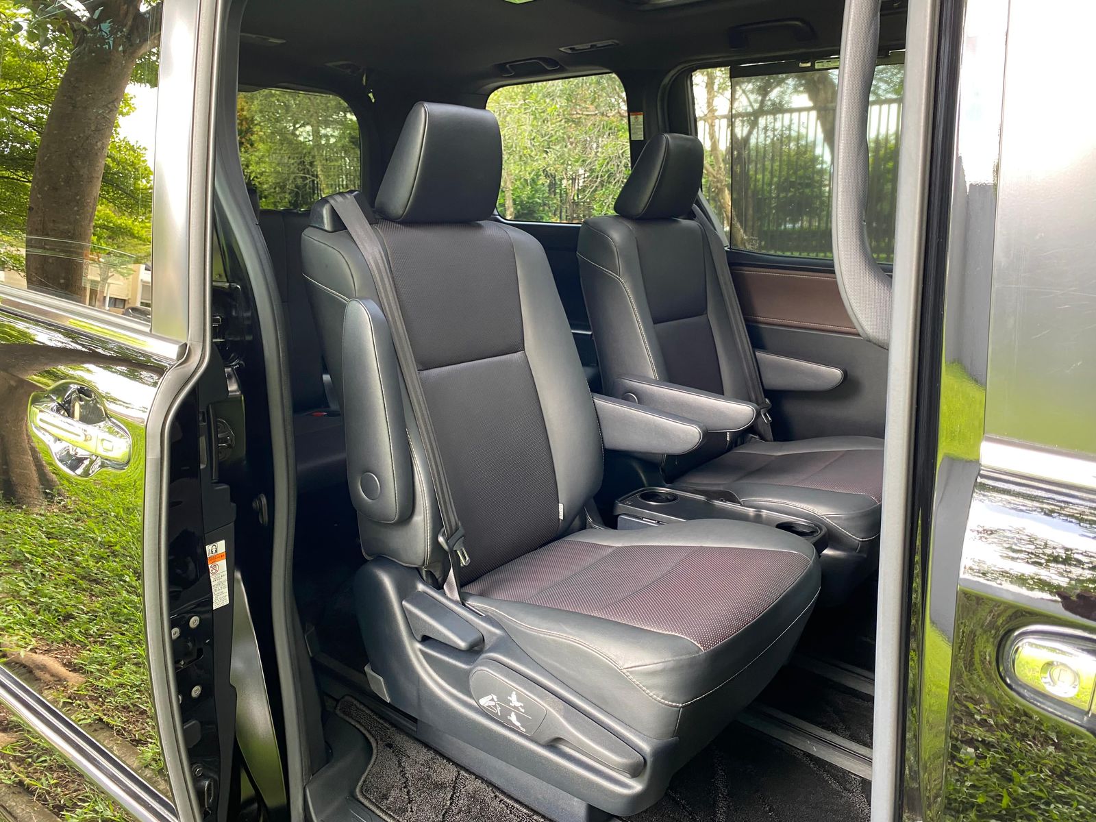 2019 Toyota Voxy 2.0 CVT 2019 Toyota Voxy 2.0 CVT