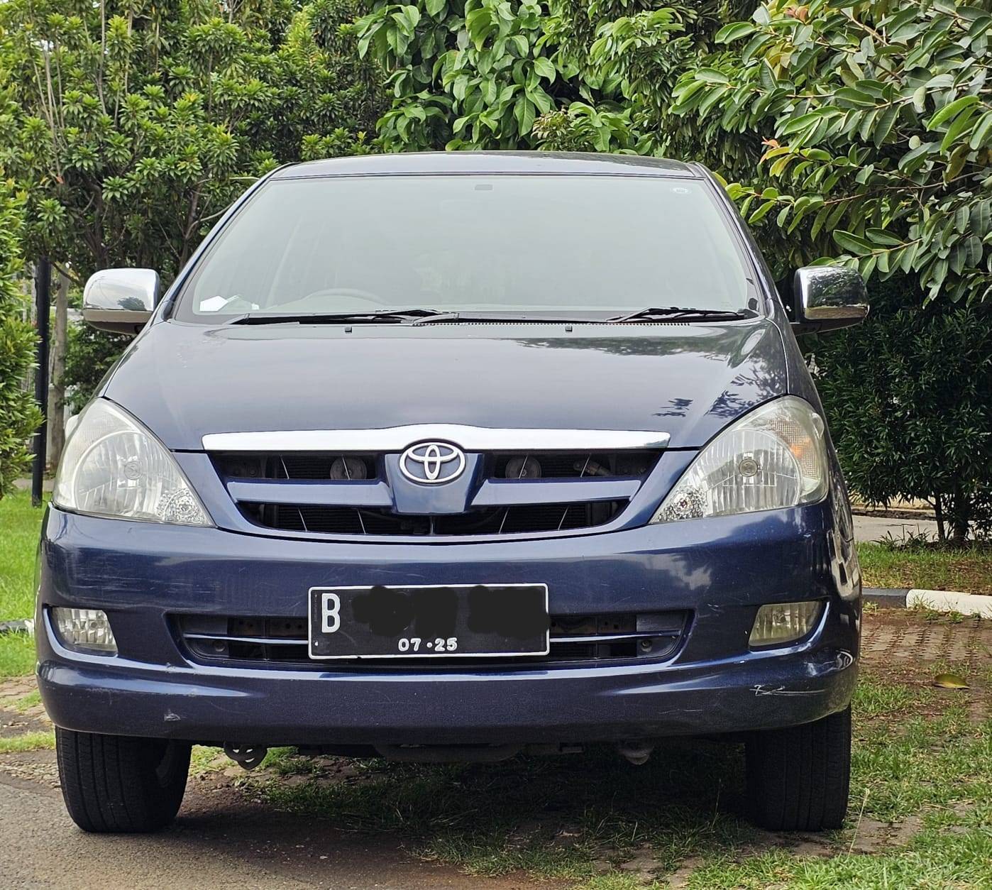 2005 Toyota Kijang Innova Bekas 2005 Toyota Kijang Innova Bekas