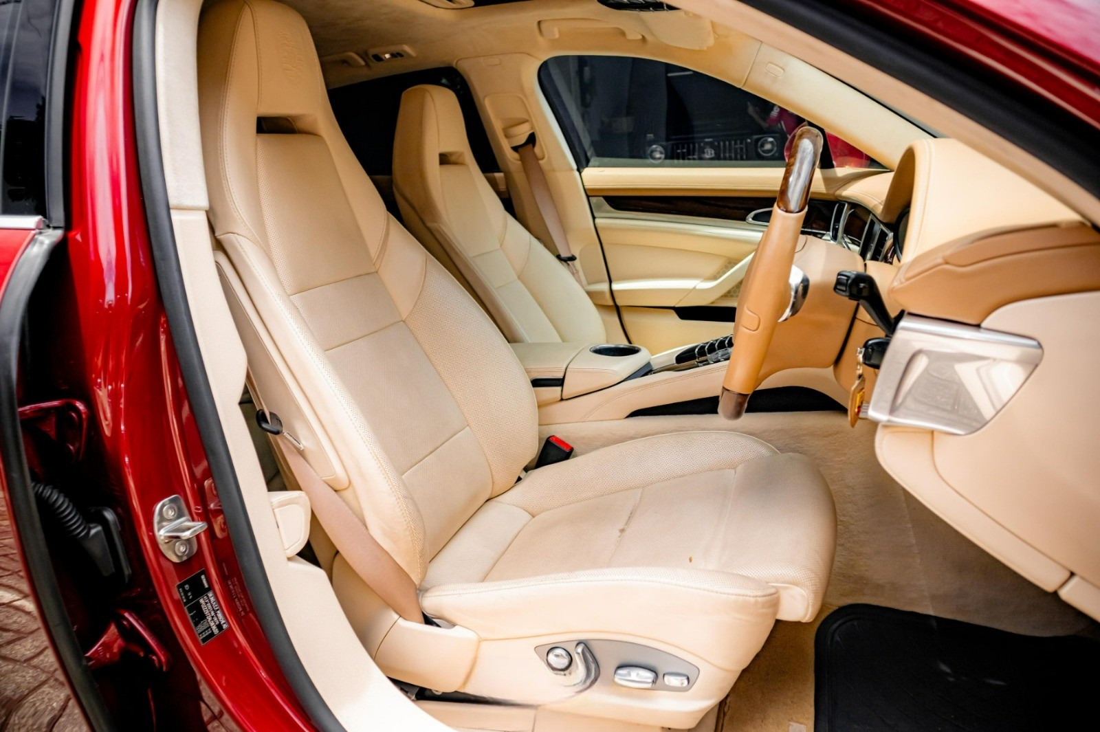 2011 Porsche Panamera Turbo PDK 2011 Porsche Panamera Turbo PDK