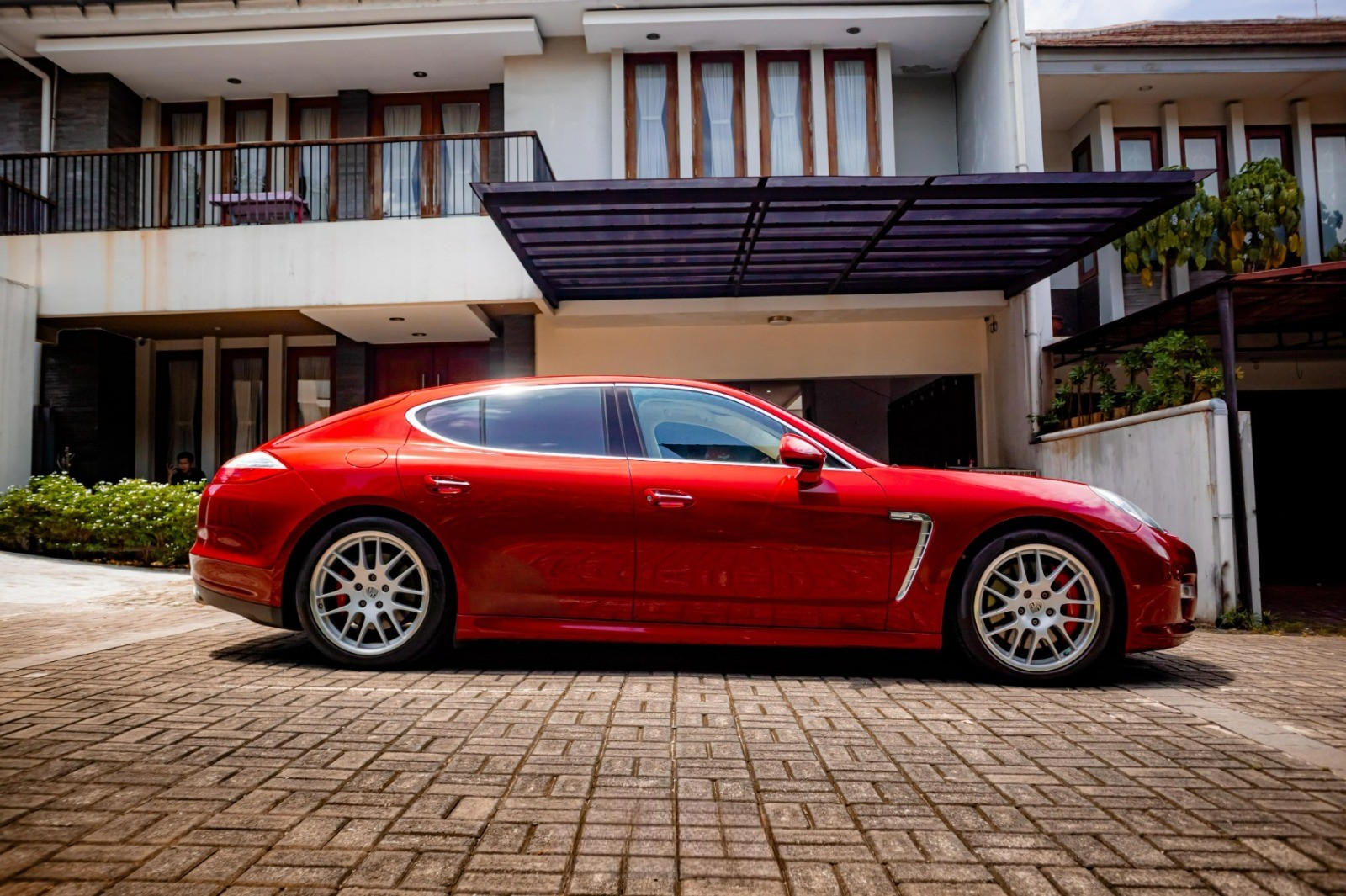 2011 Porsche Panamera Turbo PDK 2011 Porsche Panamera Turbo PDK