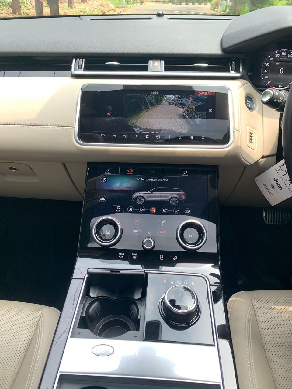 2019 Land Rover Range Rover Velar 3.0 SE R-Dynamic 2019 Land Rover Range Rover Velar 3.0 SE R-Dynamic