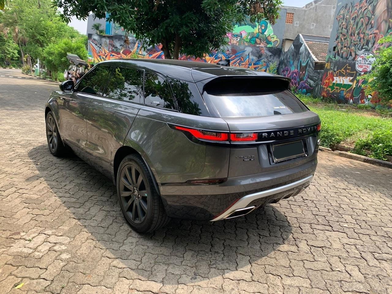 2019 Land Rover Range Rover Velar 3.0 SE R-Dynamic 2019 Land Rover Range Rover Velar 3.0 SE R-Dynamic