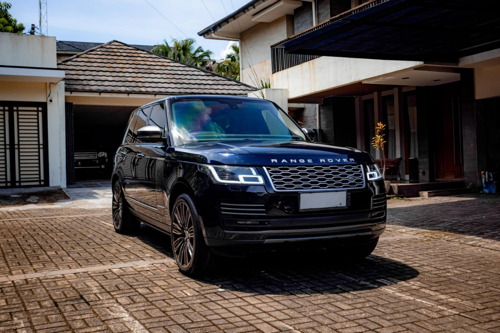 2013 Land Rover Range Rover Vogue Bekas 2013 Land Rover Range Rover Vogue Bekas