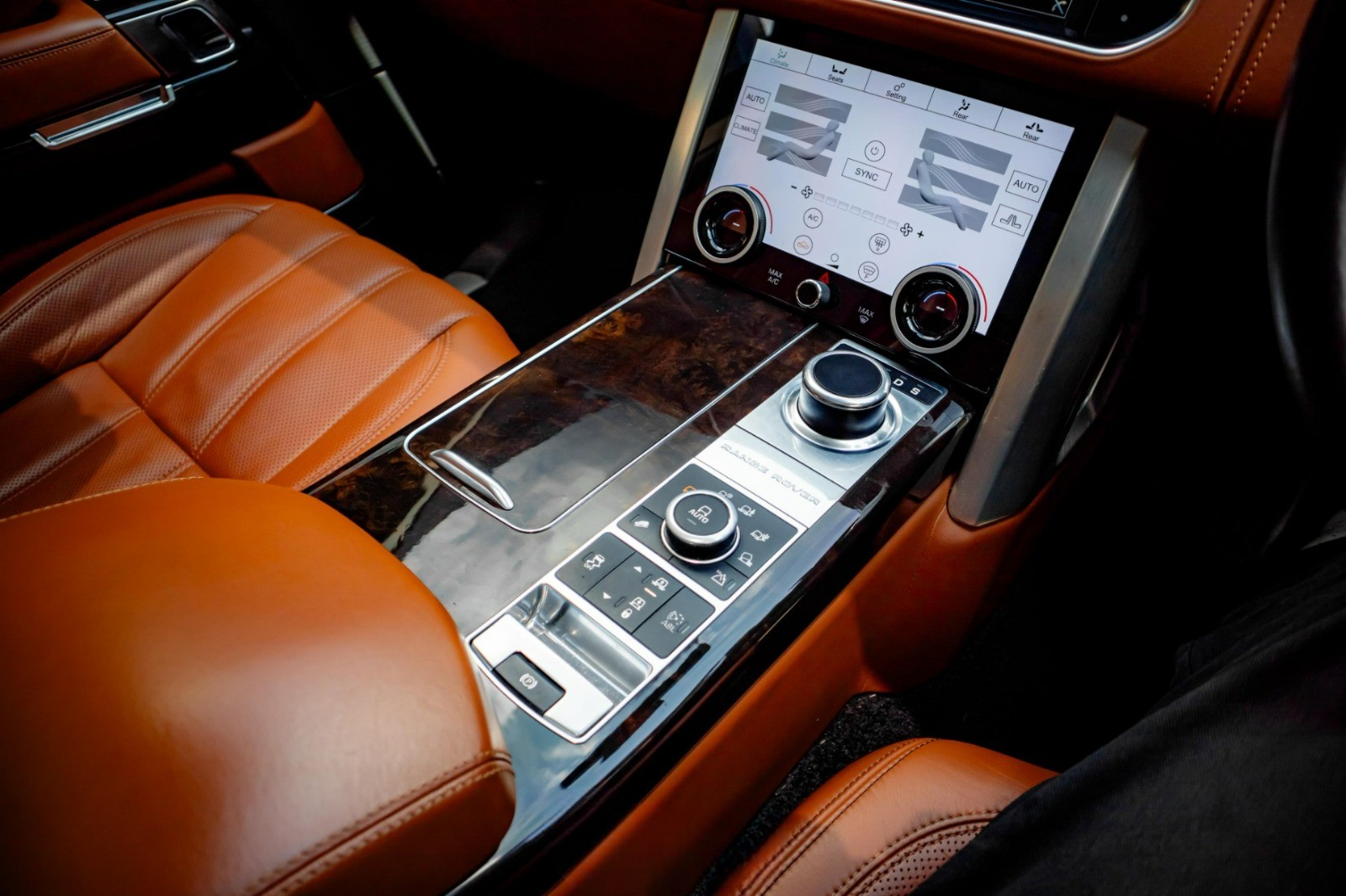 2013 Land Rover Range Rover Vogue 5.0 AUTOBIOGRAPHY AT 2013 Land Rover Range Rover Vogue 5.0 AUTOBIOGRAPHY AT