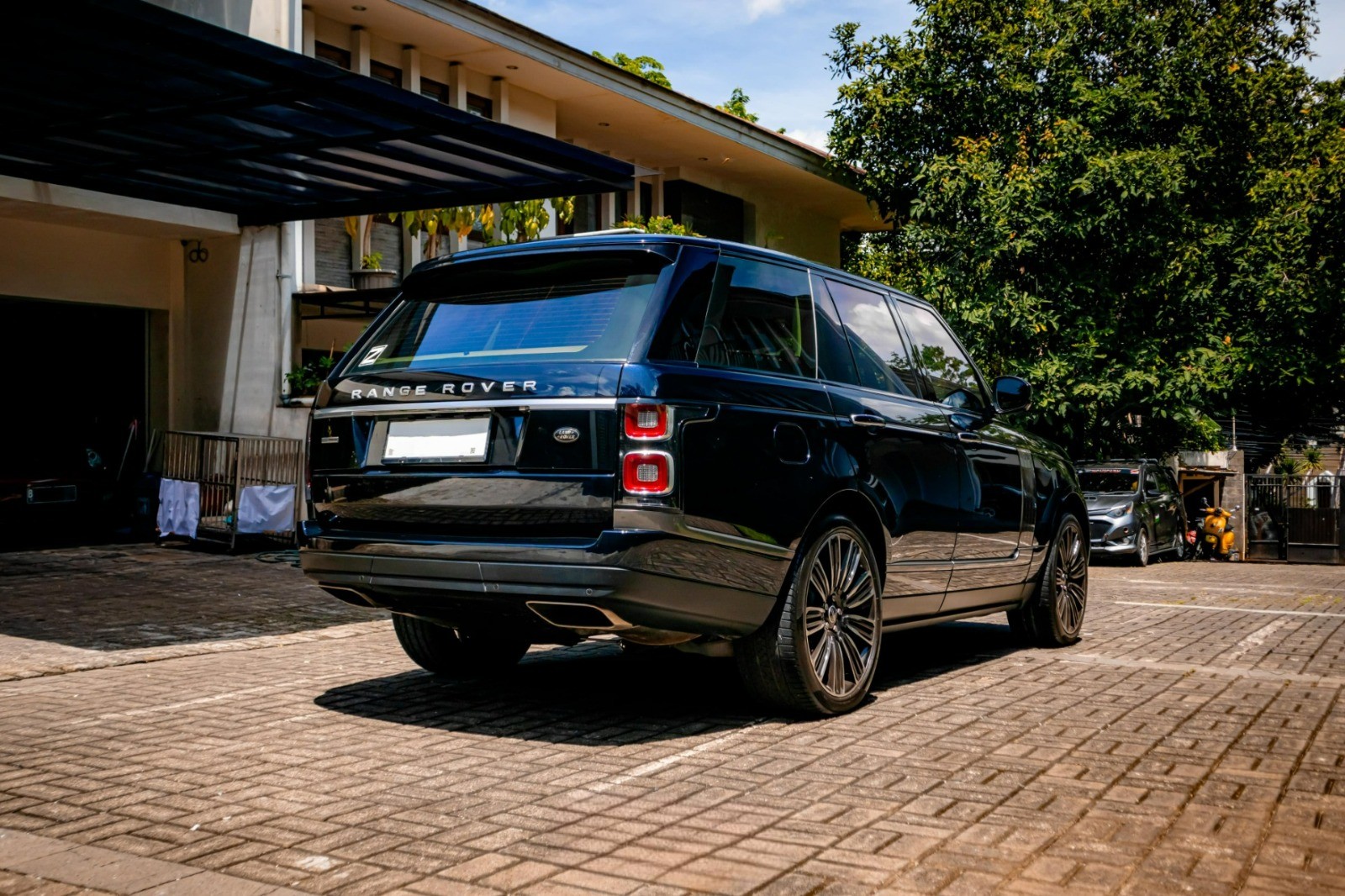 2013 Land Rover Range Rover Vogue 5.0 AUTOBIOGRAPHY AT 2013 Land Rover Range Rover Vogue 5.0 AUTOBIOGRAPHY AT