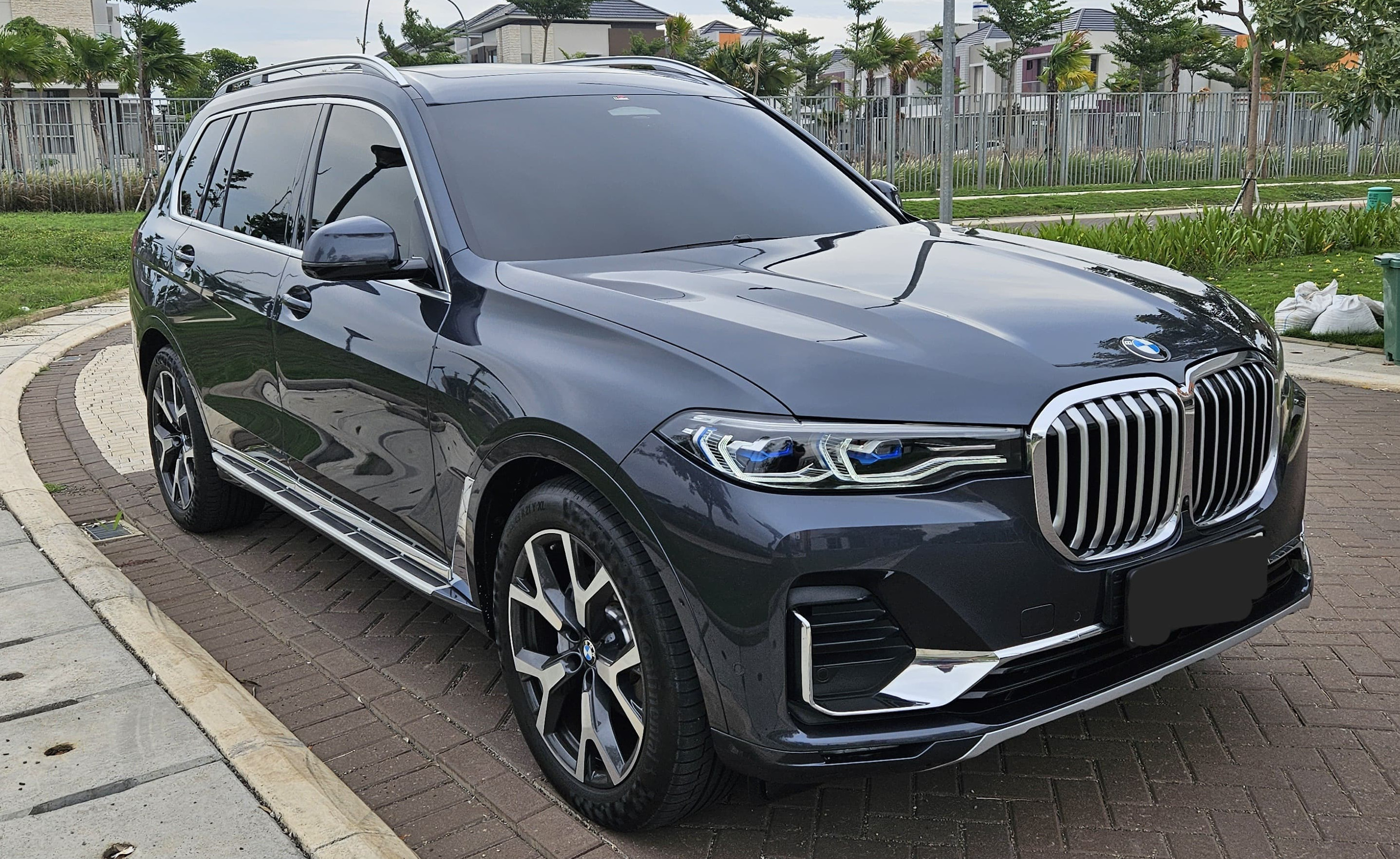 Second Hand 2022 BMW X7 X7 Xdrive 40i Pure Excelence Second Hand 2022 BMW X7 X7 Xdrive 40i Pure Excelence