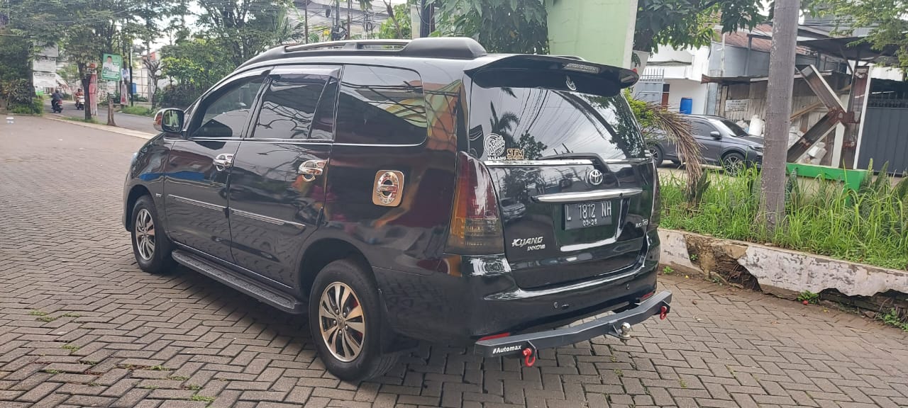 2010 Toyota Kijang Innova 2.0 G AT 2010 Toyota Kijang Innova 2.0 G AT