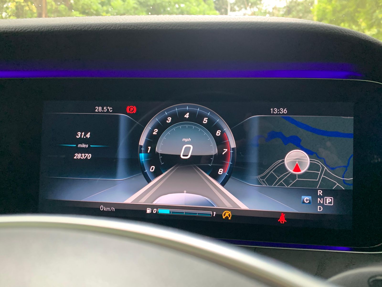 2017 Mercedes Benz E-Class  E 300 AVANTGARDE AMG 2017 Mercedes Benz E-Class  E 300 AVANTGARDE AMG