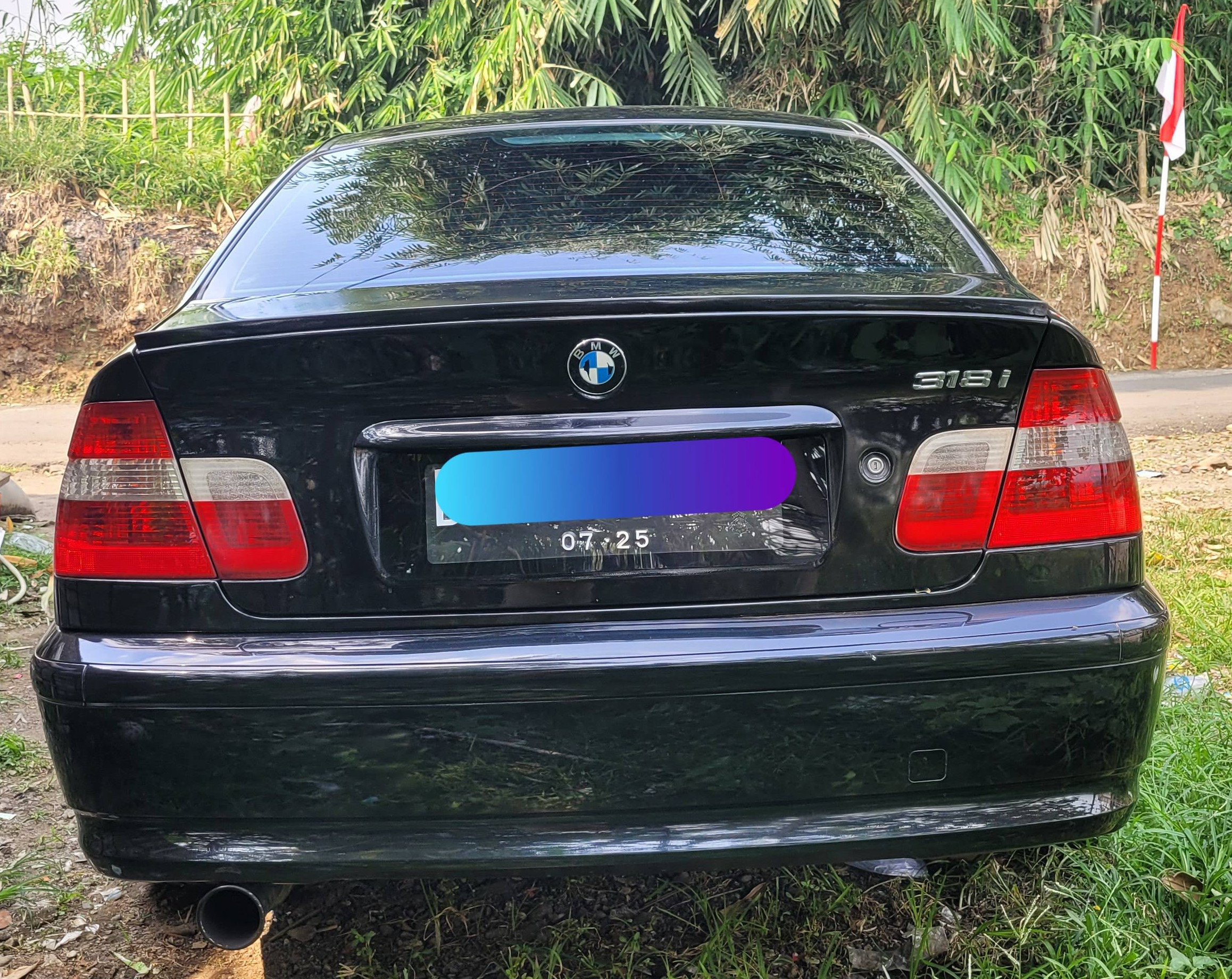 Second Hand 2004 BMW 3 Series Sedan Second Hand 2004 BMW 3 Series Sedan