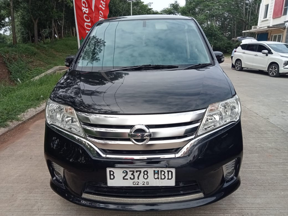 2013 Nissan Serena 2013 Nissan Serena