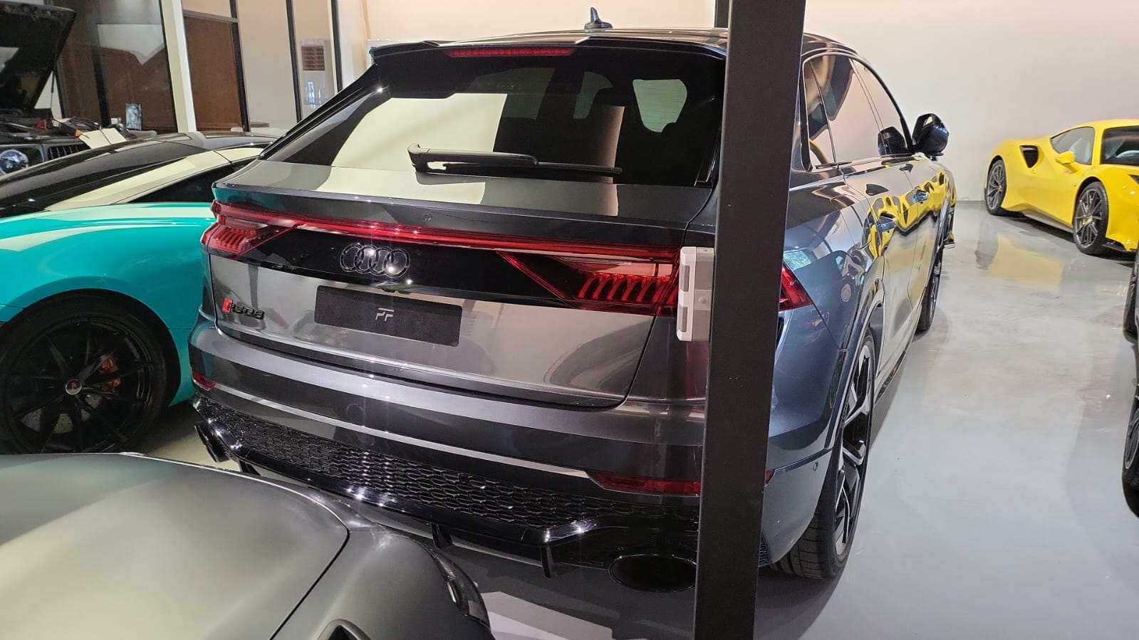 2021 Audi Q8 RS 3.0L 2021 Audi Q8 RS 3.0L