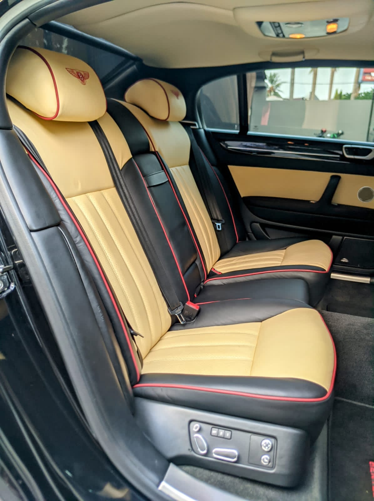 2012 Bentley Flying Spur 6.0 L W12 2012 Bentley Flying Spur 6.0 L W12