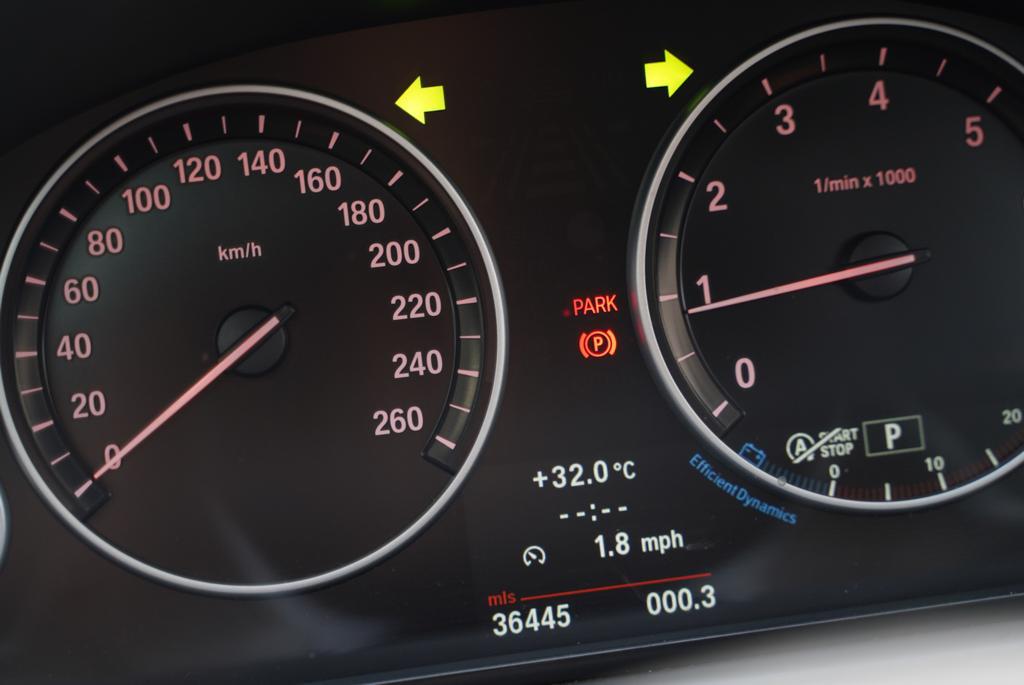 2013 BMW 5 Series Sedan  528i F10 LUXURY 2013 BMW 5 Series Sedan  528i F10 LUXURY