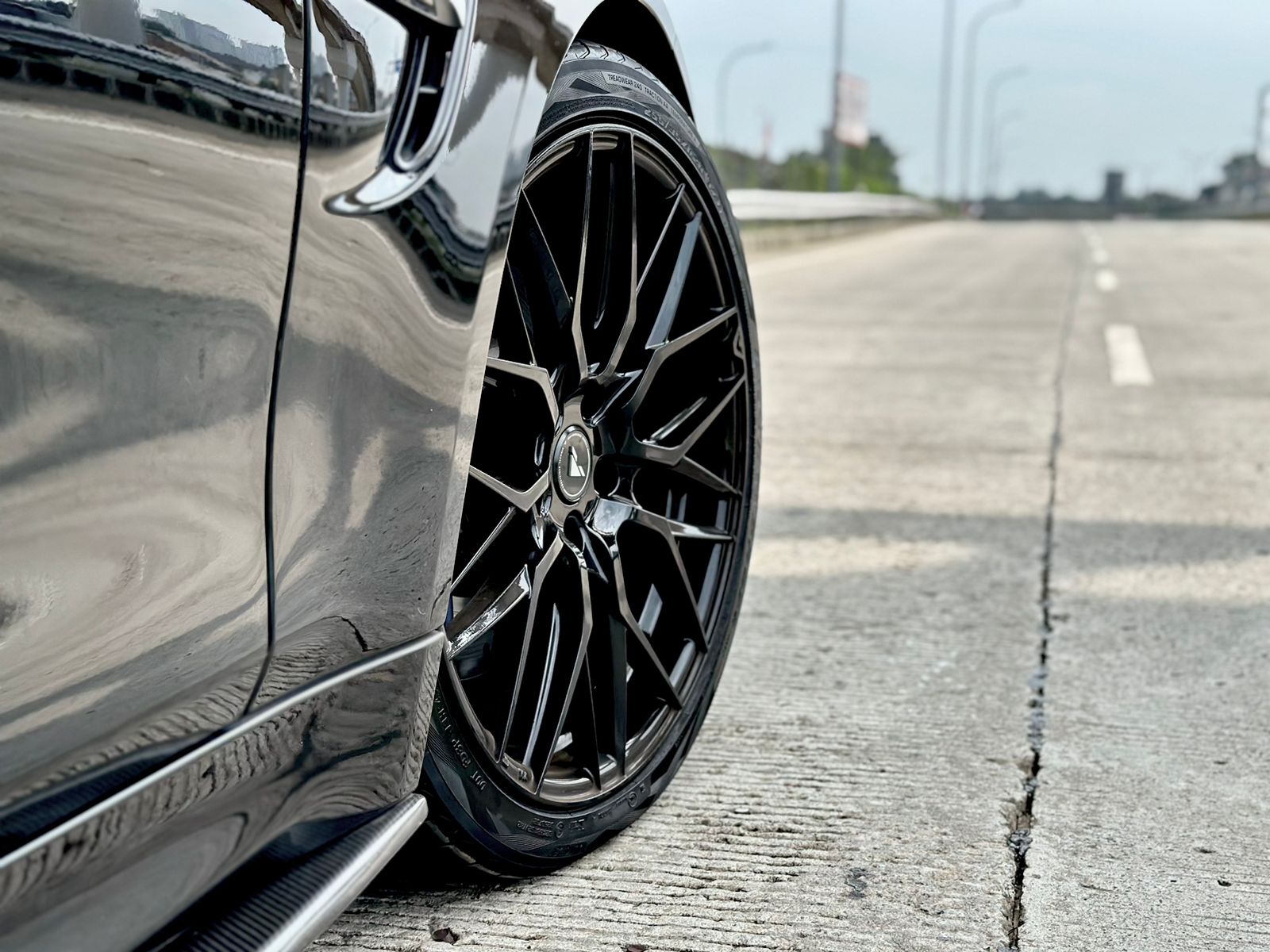 2015 BMW M4 Coupe  3.0 L AT 2015 BMW M4 Coupe  3.0 L AT