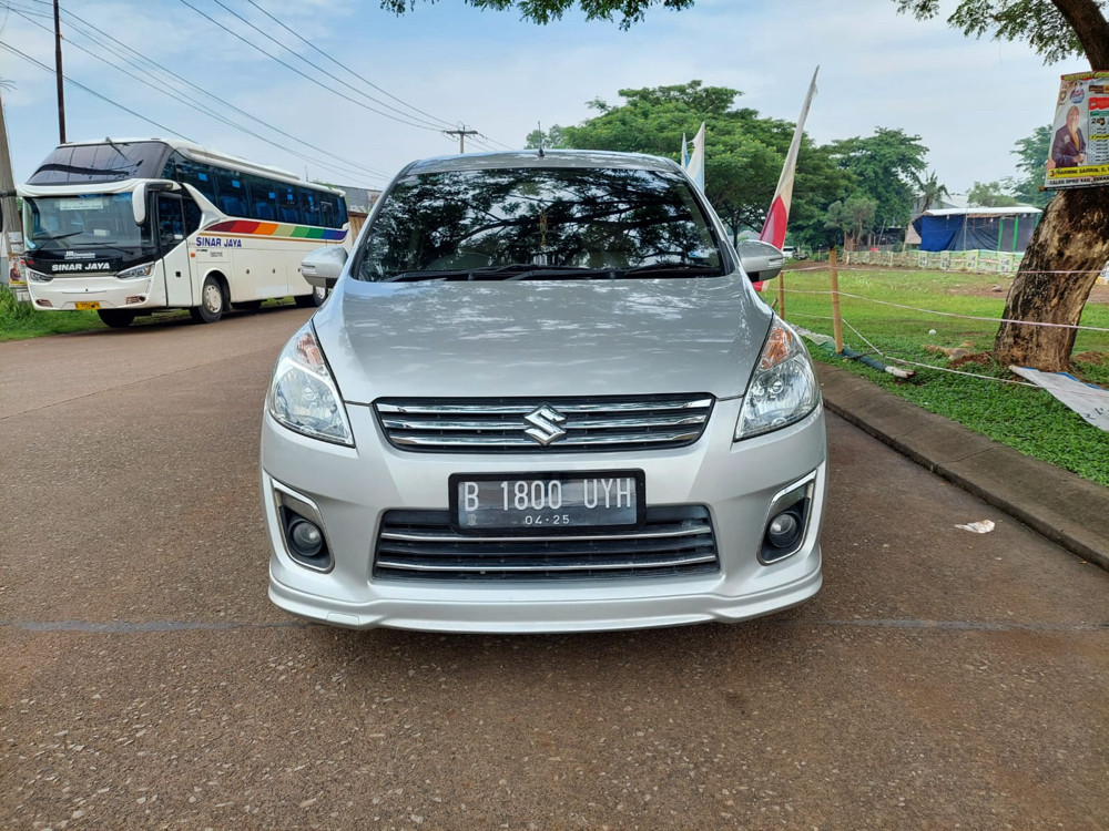 2015 Suzuki Ertiga  2015 Suzuki Ertiga