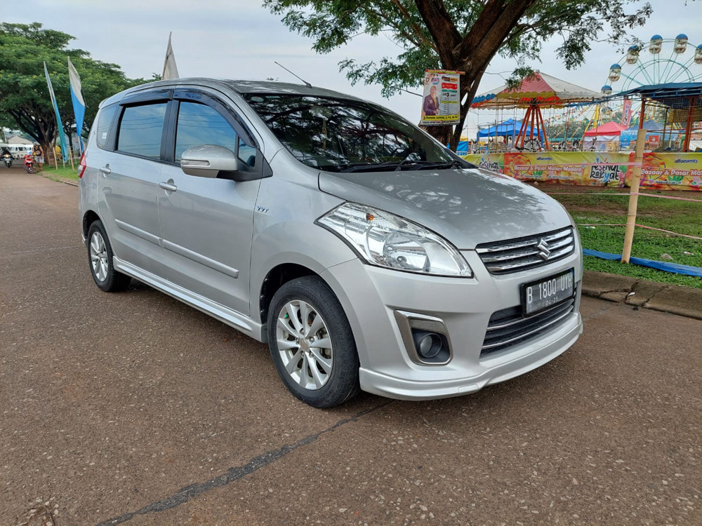 2015 Suzuki Ertiga  2015 Suzuki Ertiga