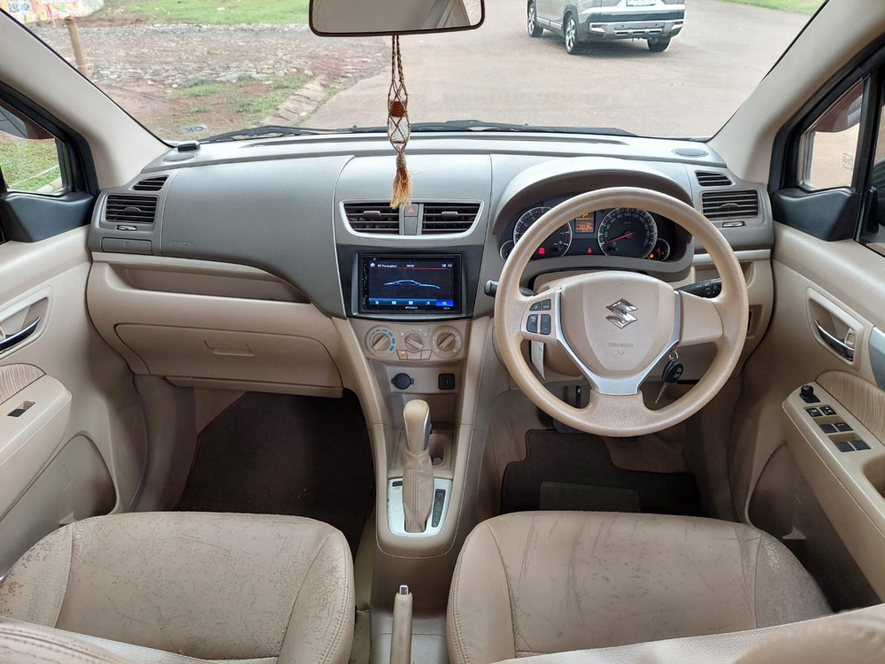 2015 Suzuki Ertiga  2015 Suzuki Ertiga