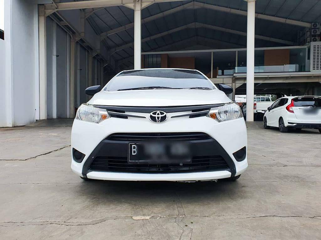 Second Hand 2015 Toyota Vios  LIMO
