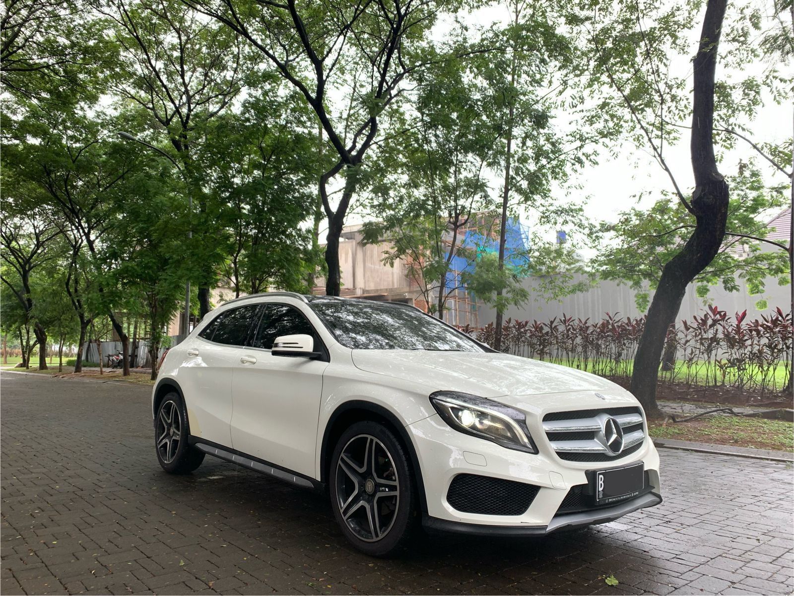 2015 Mercedes Benz GLA 200 AMG SPORT 2015 Mercedes Benz GLA 200 AMG SPORT