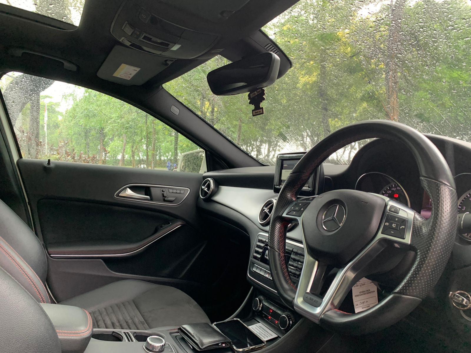 2015 Mercedes Benz GLA 200 AMG SPORT 2015 Mercedes Benz GLA 200 AMG SPORT