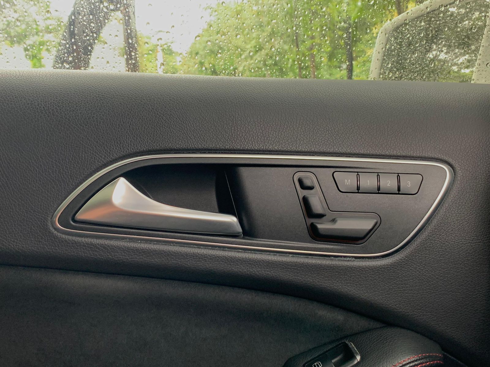 2015 Mercedes Benz GLA 200 AMG SPORT 2015 Mercedes Benz GLA 200 AMG SPORT