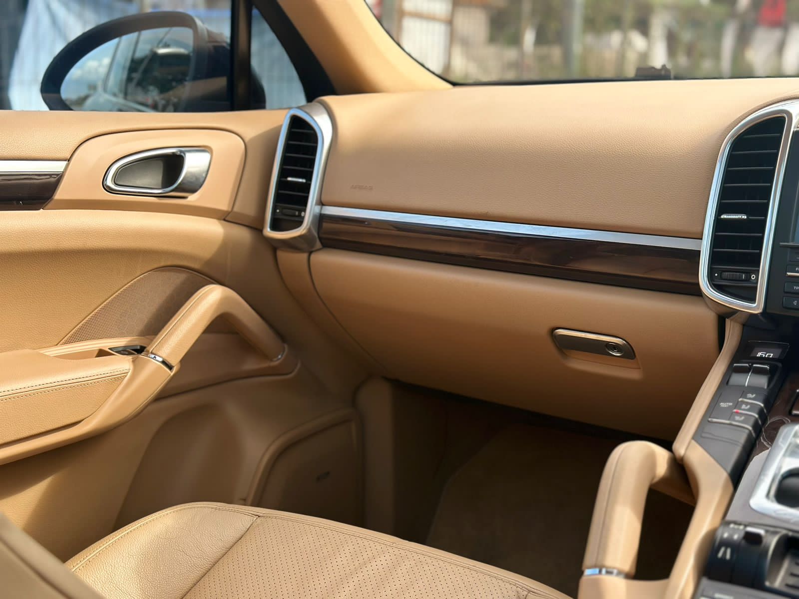 2012 Porsche Cayenne 3.6 AT 2012 Porsche Cayenne 3.6 AT