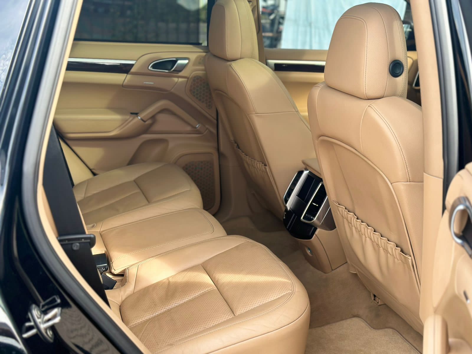 2012 Porsche Cayenne 3.6 AT 2012 Porsche Cayenne 3.6 AT