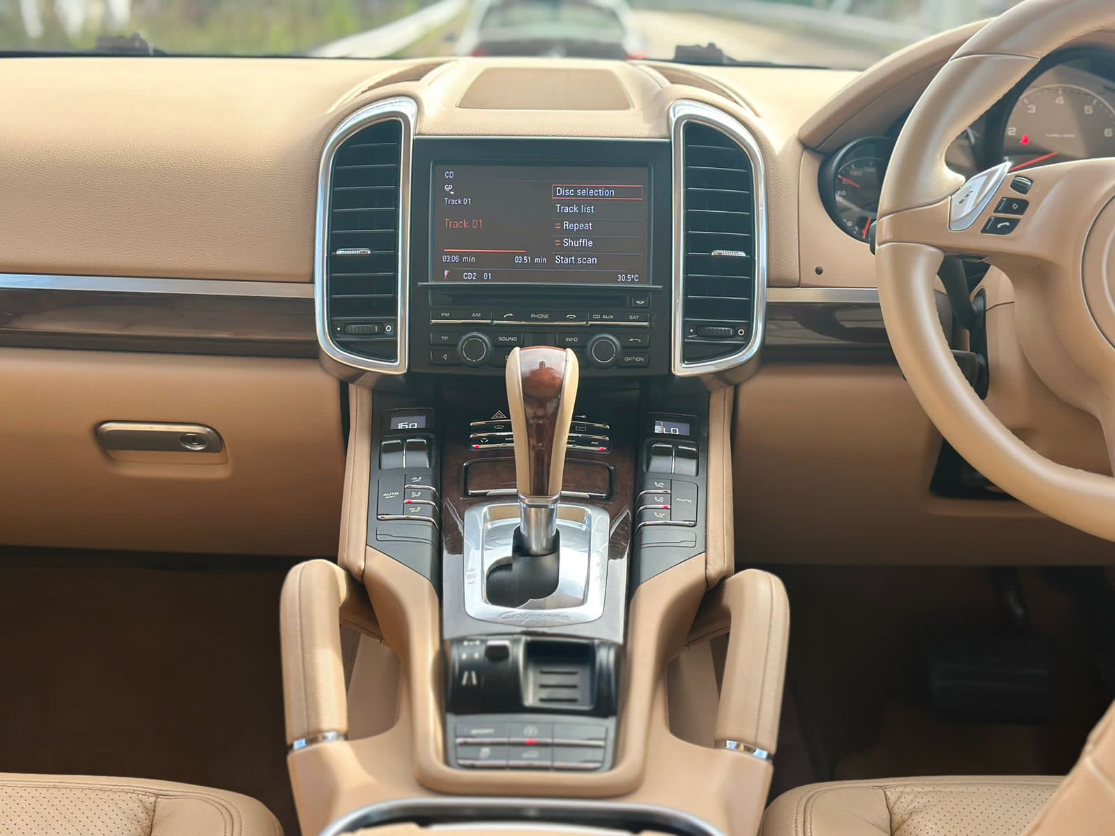 2012 Porsche Cayenne 3.6 AT 2012 Porsche Cayenne 3.6 AT