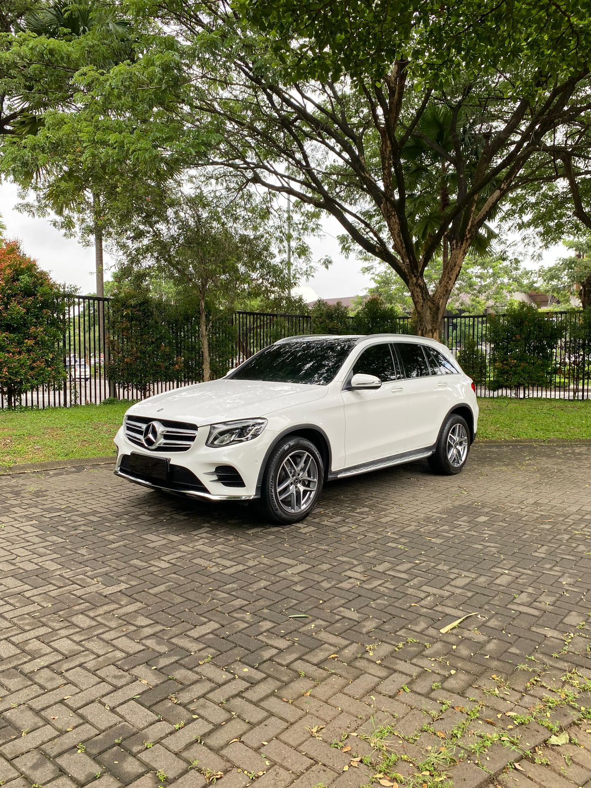 2018 Mercedes Benz GLC-Class 200 AMG Line Bekas 2018 Mercedes Benz GLC-Class 200 AMG Line Bekas