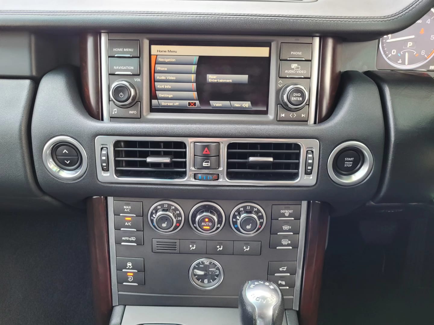 2011 Land Rover Range Rover SPORT 3.6L AT 2011 Land Rover Range Rover SPORT 3.6L AT