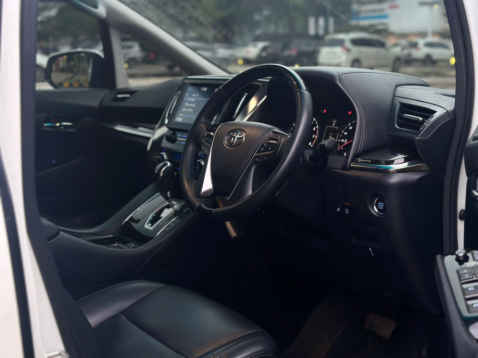 2015 Toyota Vellfire  2.5 ZG AT PREMIUM SOUND 2015 Toyota Vellfire  2.5 ZG AT PREMIUM SOUND