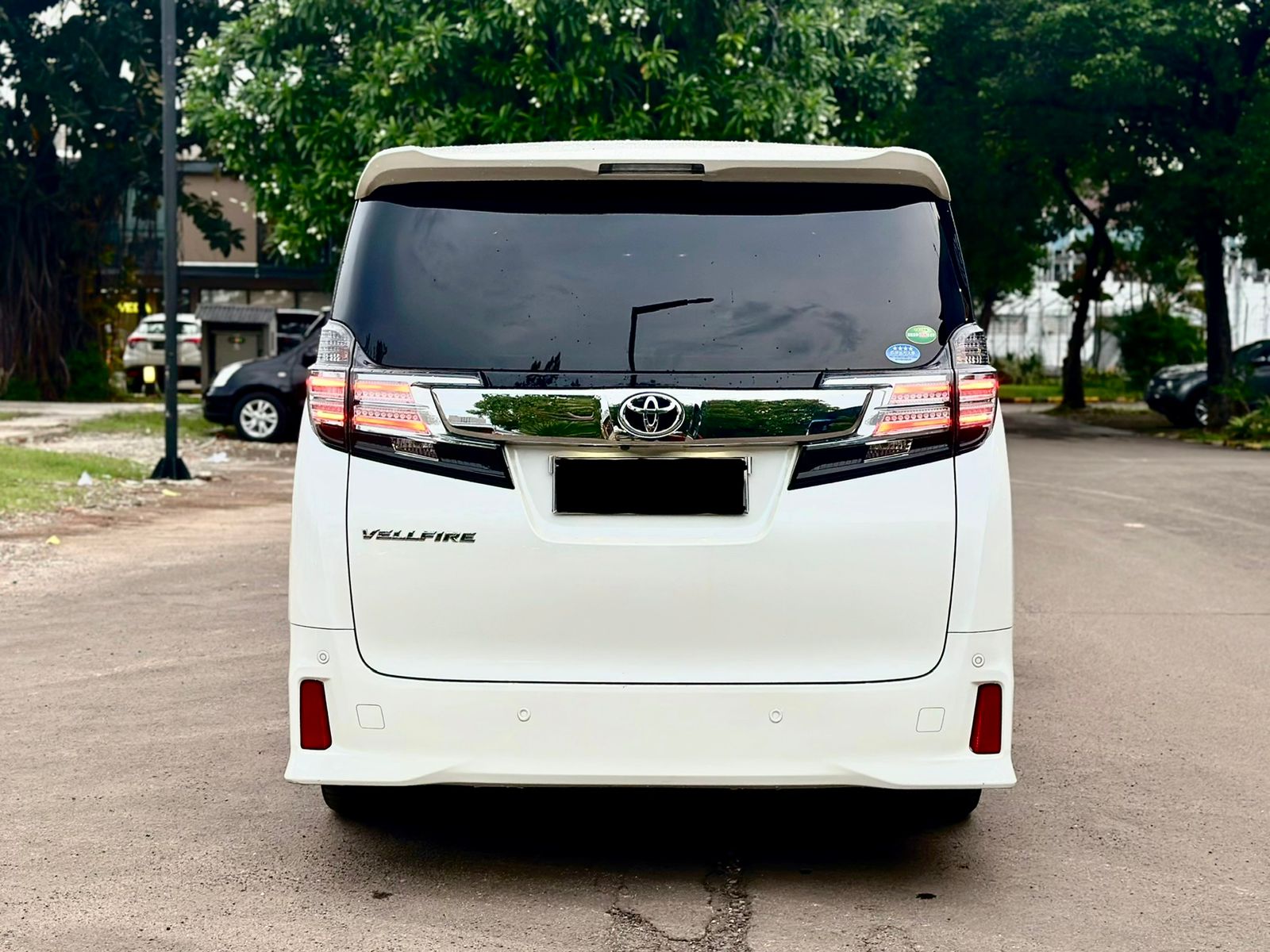 2015 Toyota Vellfire  2.5 ZG AT PREMIUM SOUND 2015 Toyota Vellfire  2.5 ZG AT PREMIUM SOUND