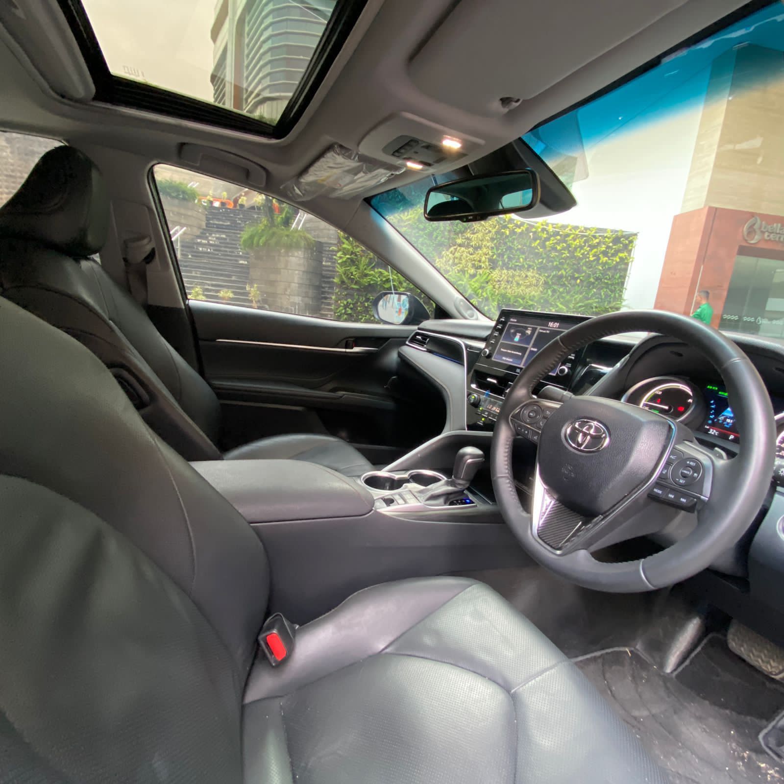 2021 Toyota Camry Hybrid 2.5 HV 2021 Toyota Camry Hybrid 2.5 HV