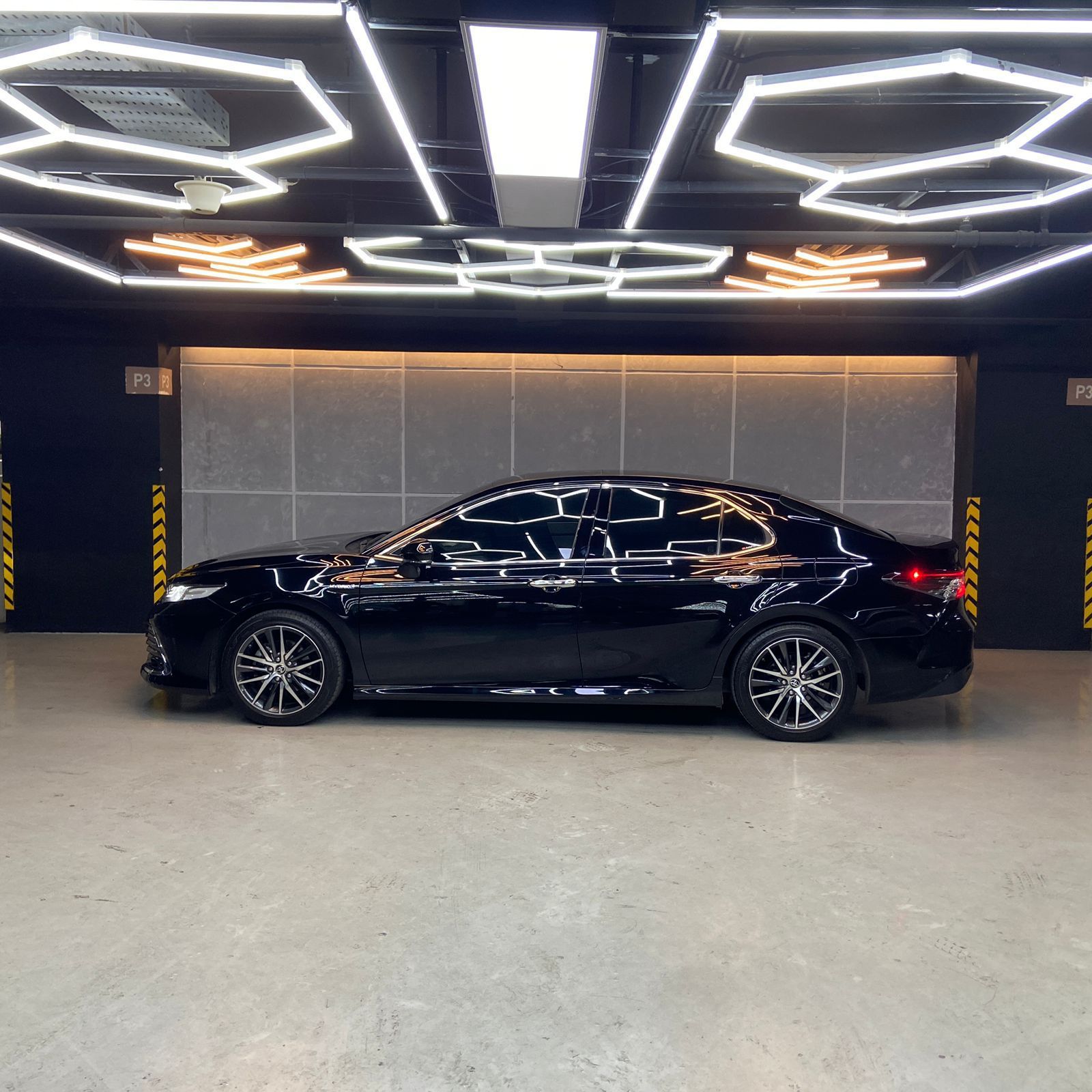 2021 Toyota Camry Hybrid 2.5 HV 2021 Toyota Camry Hybrid 2.5 HV