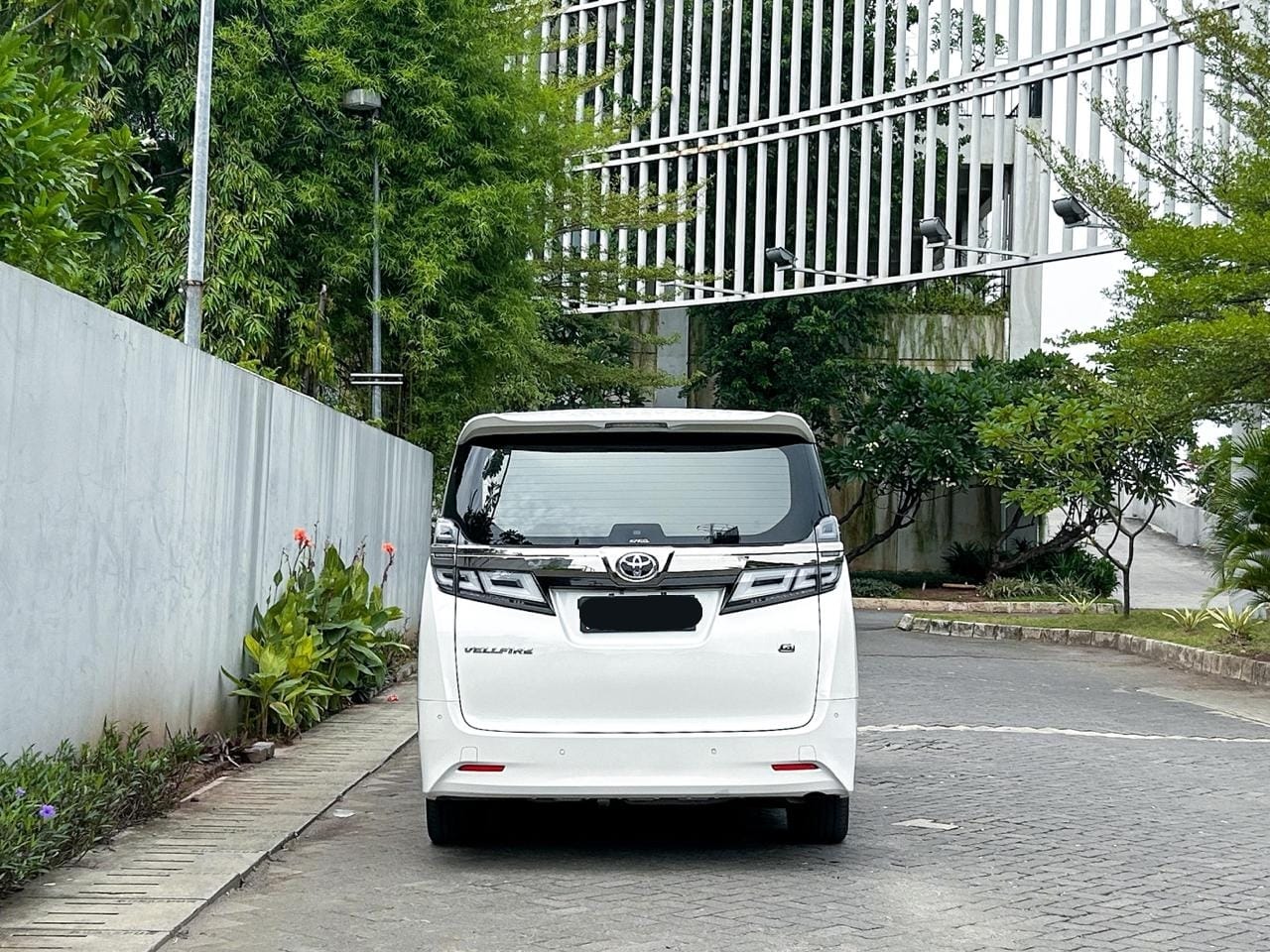 2018 Toyota Vellfire 2.5 G A/T 2018 Toyota Vellfire 2.5 G A/T