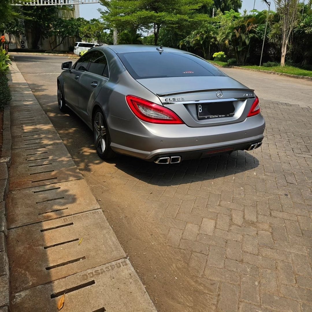 2011 Mercedes Benz CLS-Class 63 AMG 2011 Mercedes Benz CLS-Class 63 AMG