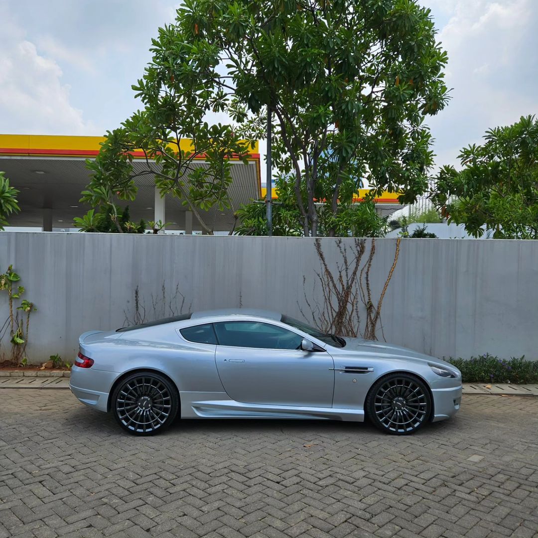 2008 Aston Martin DB9 Coupe 2008 Aston Martin DB9 Coupe