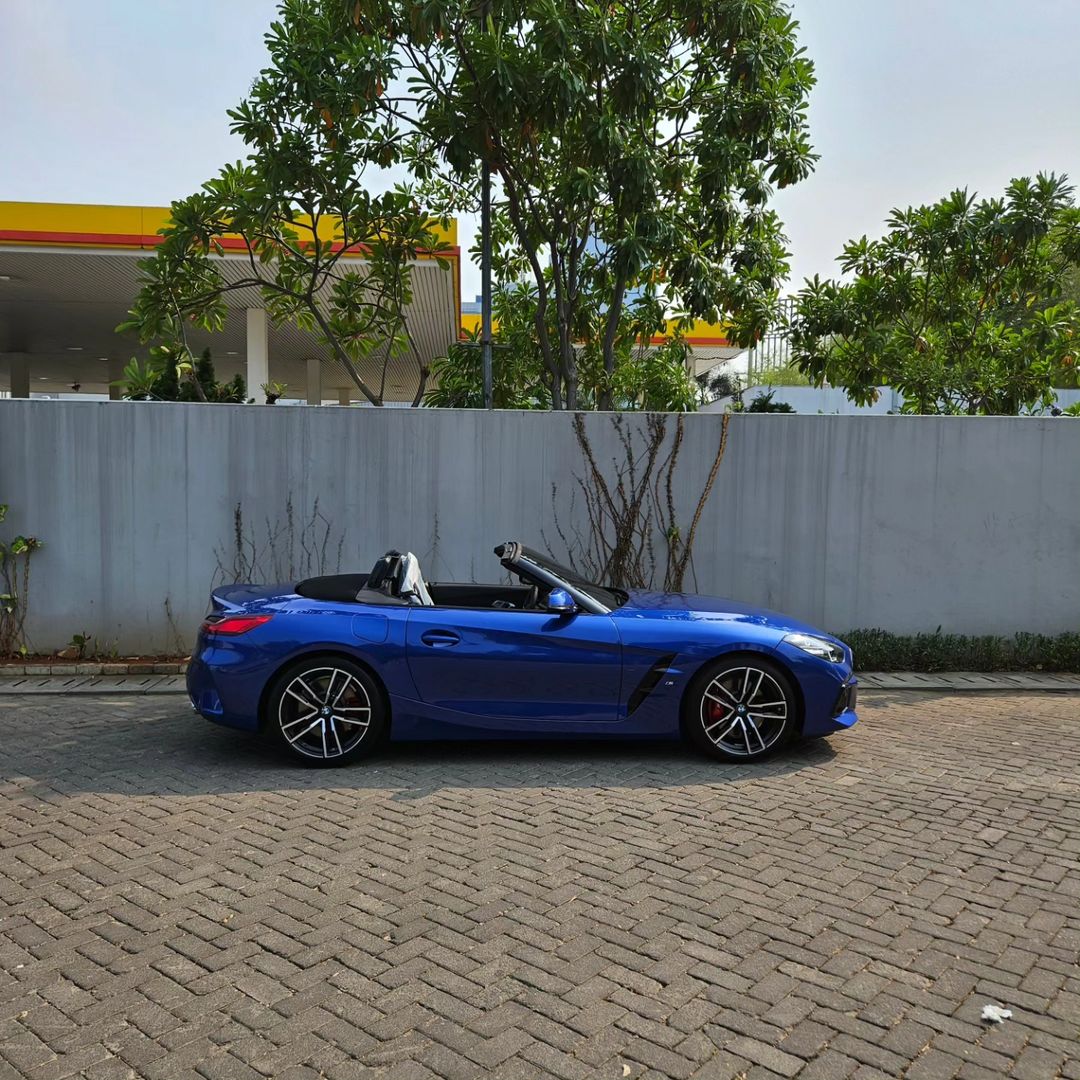 2023 BMW Z4 sDrive30i M Sport 2023 BMW Z4 sDrive30i M Sport